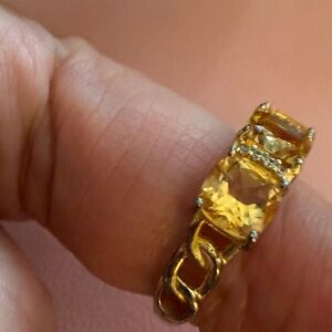 Vintage Stunning Sterling Silver and Citrine Ring.